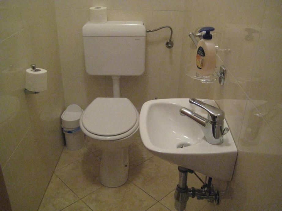 ロヴィニ Vila Albatros Bed & Breakfast エクステリア 写真
